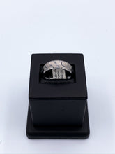 Load image into Gallery viewer, Diagonal Polished Lines Tungsten Ring
